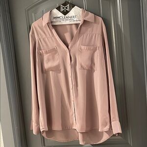 Express Light Pink Button-Down Shirt with Chest Pockets